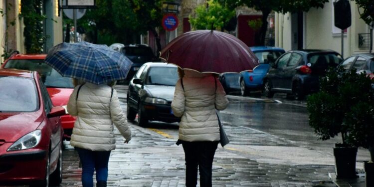 Καιρός: Συνεχίζονται οι ισχυρές καταιγίδες σε Ιόνιο, Ήπειρο και Αιτωλοακαρνανία – Μεγάλα ύψη βροχής σε Γιάννενα και Άρτα