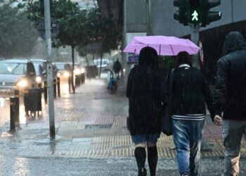 Η κακοκαιρία Adel επιμένει με ισχυρές καταιγίδες και χαλάζι το Σαββατοκύριακο – Οι περιοχές που θα αντιμετωπίσουν προβλήματα