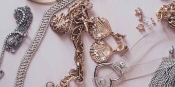 Αγρίνιο: Συνελήφθη υπάλληλος ενεχυροδανειστηρίου που έκανε συναλλαγές χωρίς να έχει τα κοσμήματα