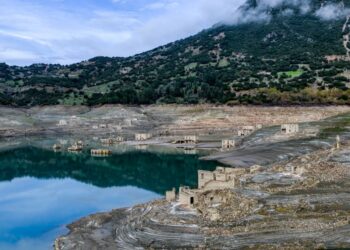 Η λειψυδρία φέρνει συναγερμό στην Ευρώπη: Συρρικνώνονται επικίνδυνα τα υδάτινα αποθέματα λόγω της κλιματικής αλλαγής – Τα μέτρα που παίρνει η Ελλάδα