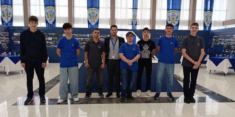 Αγρίνιο: Διακρίθηκε η ομάδα μαθητών του MakerLab στον 1ο Πανελλήνιο Διαγωνισμό Καινοτομίας του Γενικού Επιτελείου Στρατού