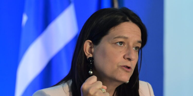 Κεραμέως: Μείωση κατά 76% στα εκκρεμή ραντεβού των ΚΕΠΑ μέσα σε ένα χρόνο