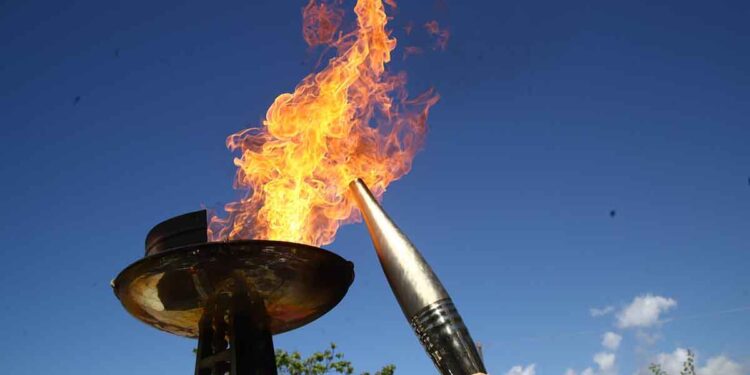 Το Αγρίνιο υποδέχεται την Ολυμπιακή Φλόγα των 25ων Χειμερινών Ολυμπιακών Αγώνων