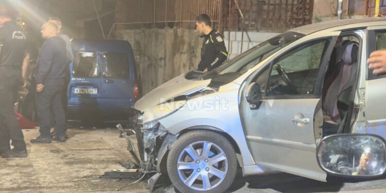 Παγκράτι: Εκσφενδονίστηκε προφυλακτήρας και σκότωσε την 72χρονη που περπατούσε με την ΑμεΑ κόρη της