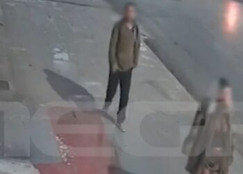 Βίντεο ντοκουμέντο από επίθεση σε γυναίκα στον Πειραιά – Εξετάζεται αν πρόκειται για τον «δράκο» του Αλίμου
