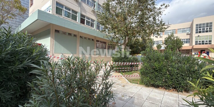 Πειραιάς: Ελλείψεις προσωπικού καταγγέλλουν για το σχολείο όπου πνίγηκε η 13χρονη – «Είναι στελεχωμένο» απαντά η Σοφία Ζαχαράκη