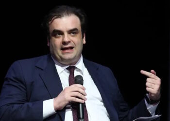 Ο Κυριάκος Πιερρακάκης ανακοίνωσε την υποψηφιότητά του για την προεδρία του Eurogroup