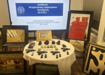 Στη «φάκα» σπείρα που είχε στην κατοχή της 481 πλαστoύς πίνακες ζωγραφικής – Χειροπέδες σε έναν 42χρονο και έναν 57χρονο