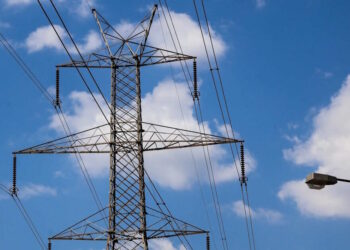 Hλεκτρικό ρεύμα: Κοντά στα επίπεδα Νοεμβρίου αναμένονται τα νέα τιμολόγια