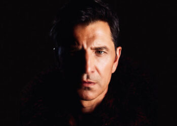 Σάκης Ρουβάς – «Έρωτας Σκοτεινός»