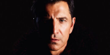 Σάκης Ρουβάς – «Έρωτας Σκοτεινός»