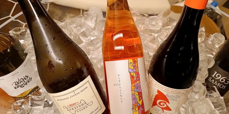 Συνεταιρισμός Σάμου: Τα λαμπερά μοσχάτα «στόλισαν» τον Αττικό Ουρανό