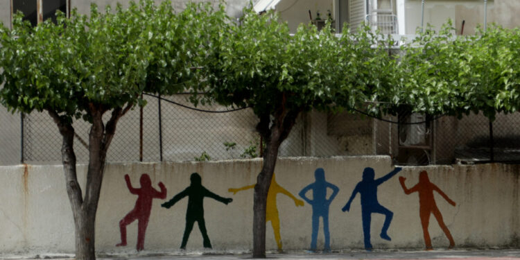 Τραγωδία στον Πειραιά: 13χρονη μαθήτρια πνίγηκε από την τροφή της