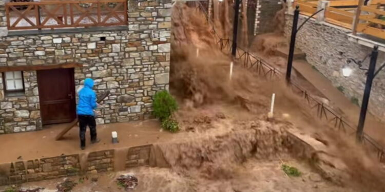 Η κακοκαιρία Adel σάρωσε τη Θάσο: Ποτάμια λάσπης οι δρόμοι, παρασύρθηκαν αυτοκίνητα – Συγκλονιστικές εικόνες