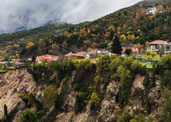 Κακοκαιρία Adel: Νέες κατολισθήσεις στα Τζουμέρκα – Εγκαταλείπουν οι κάτοικοι τα Άγναντα, ανησυχία και στα Κουκούλια