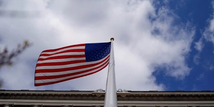 ΗΠΑ: Δικαστικό μπλόκο σε αγορά ακινήτων από Κινέζους στη Φλόριντα