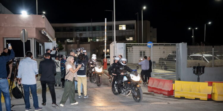 Βορίζια: Το 48ωρο των διαπραγματεύσεων και οι πιέσεις που «υποχρέωσαν» τα τρία κατηγορούμενα αδέρφια να παραδοθούν μετά το μακελειό