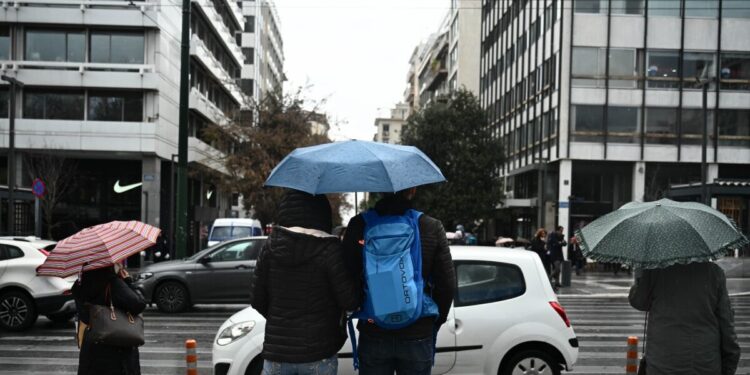 Καιρός: Διαδοχικές κακοκαιρίες πλήττουν με καταιγίδες τα δυτικά – Πορτοκαλί προειδοποίηση για τα έντονα φαινόμενα