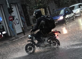 Καιρός: Έρχεται η κακοκαιρία Adel με επικίνδυνες καταιγίδες και πάλι στα δυτικά την Πέμπτη και την Παρασκευή