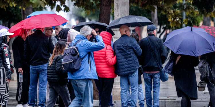 Καιρός: Έρχεται 4ήμερο κακοκαιρίας με βροχές, καταιγίδες ακόμη και χιόνια – Καμπανάκι για νέες πλημμύρες στα δυτικά
