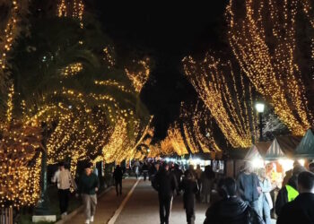 Άνοιξε τις πύλες του το Χριστουγεννιάτικο Χωριό στο Πεδίον του Άρεως – Συγκινήθηκε ο Νίκος Χαρδαλιάς που αποχαιρέτισε πρόσφατα τον πατέρα του