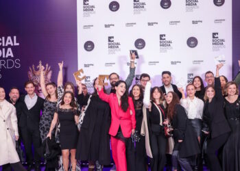 Οι ADVENGERS κατακτούν ξανά τον τίτλο Agency of the year στα φετινά Social Media Awards