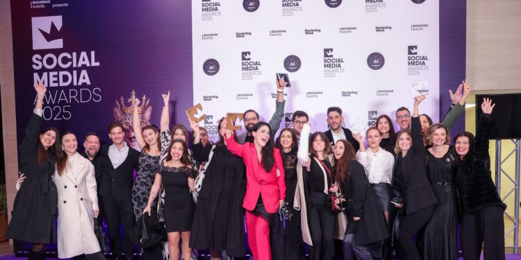 Οι ADVENGERS κατακτούν ξανά τον τίτλο Agency of the year στα φετινά Social Media Awards