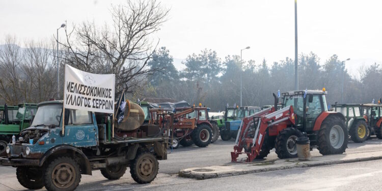 Αγρότες: Αποφάσισαν κλιμάκωση των κινητοποιήσεων – «Όχι σε διάλογο με την κυβέρνηση»