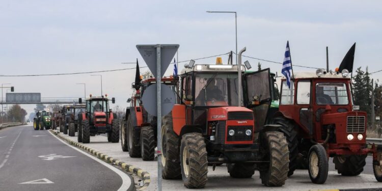 Αναπλήρωση χαμένου εισοδήματος, λύση με το αυξημένο κόστος παραγωγής ζητούν οι αγρότες από την Κυβέρνηση αναμένοντας συγκεκριμένες δεσμεύσεις