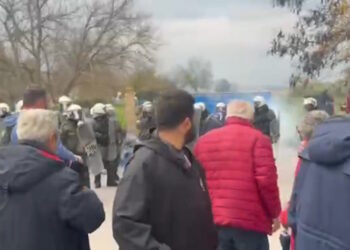 Αγροτικά μπλόκα: Δικογραφία για τα επεισόδια κοντά στο αεροδρόμιο «Μακεδονία»