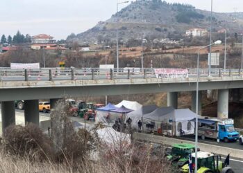ΕΛΑΣ για αγροτικά μπλόκα: «Εμείς δεν κλείνουμε ποτέ κανέναν δρόμο χωρίς λόγο»