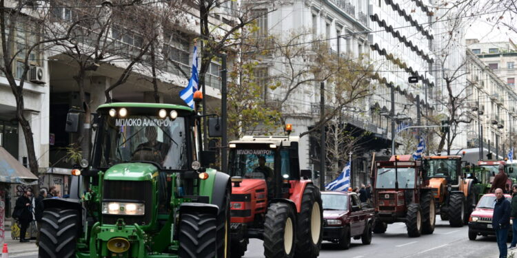 Τσιάρας: Ανοιχτή η πόρτα του διαλόγου με τους αγρότες