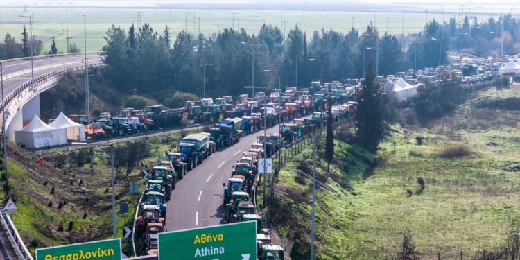 Αγρότες: Ο χάρτης με τα μπλόκα στις εθνικές οδούς – Σε ποια σημεία γίνονται εκτροπές κυκλοφορίας