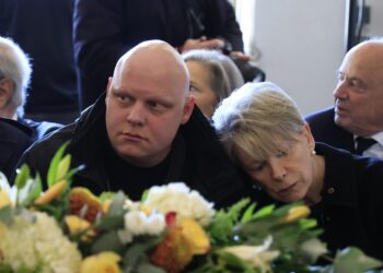 Σύλβα Ακρίτα: Το τελευταίο αντίο στην πρώτη γυναίκα βουλευτή του ΠΑΣΟΚ – Συντετριμμένη η Έλενα Ακρίτα