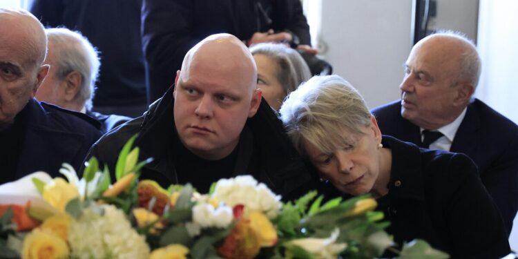 Σύλβα Ακρίτα: Το τελευταίο αντίο στην πρώτη γυναίκα βουλευτή του ΠΑΣΟΚ – Συντετριμμένη η Έλενα Ακρίτα