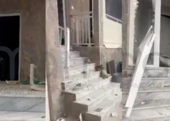 Αλεξανδρούπολη: Ξυλοκόπησαν τον παππού του 3χρονου που πέθανε από ασιτία – Έσπασαν το σπίτι του και τον έστειλαν στο νοσοκομείο