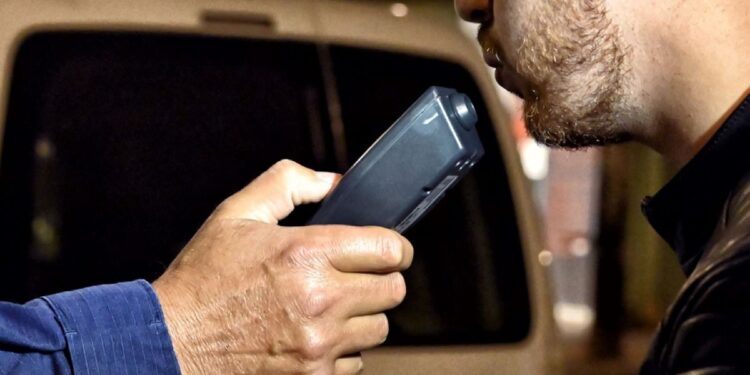 Αλκοτέστ: Μπαράζ ελέγχων στην Αττική – 224 οδηγοί πάνω από το όριο, 14 συλλήψεις