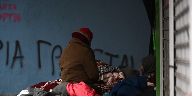 Δήμος Αθηναίων: Έκτακτα μέτρα για την προστασία ευάλωτων πολιτών από το επερχόμενο κρύο