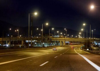 Κυκλοφοριακές ρυθμίσεις στην Αττική Οδό έως τις 6 το πρωί της Παρασκευής