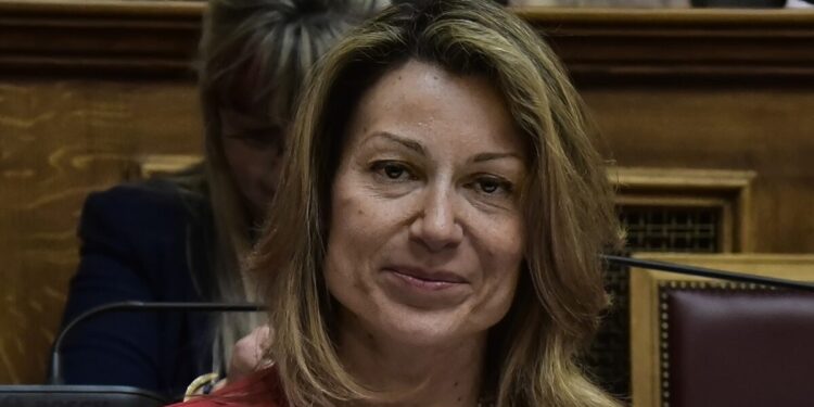 Λαζαράκου: Επανεξελέγη μέλος στο Προεδρείο της Επιτροπής για την Εταιρική Διακυβέρνηση του ΟΟΣΑ