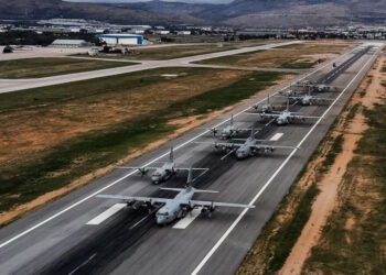 Πολεμική Αεροπορία: Η χρονιά αναγέννησης των C-130 και C-27 – Στο προσκήνιο νέα μεταγωγικά αεροσκάφη