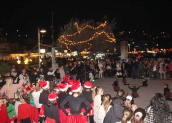 Αμφιλοχία: Την Κυριακή 14 Δεκεμβρίου η φωταγώγηση του χριστουγεννιάτικου δέντρου