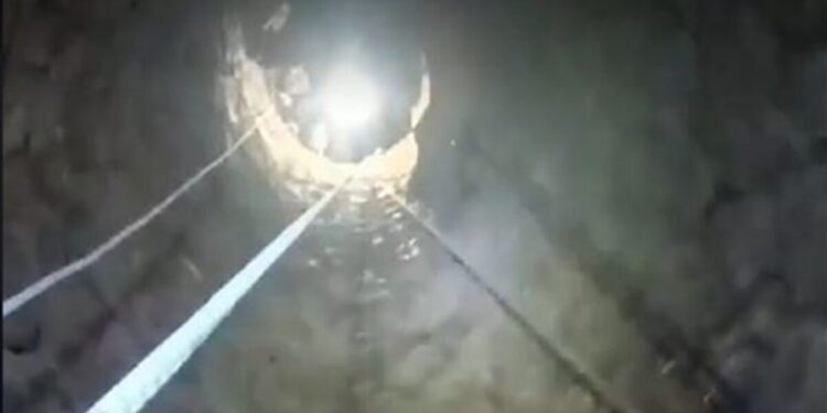 Λακωνία: Δραματική διάσωση 13χρονης που έπεσε σε πηγάδι – Βίντεο από την επιχείρηση