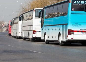 Ελεύθερη διέλευση από τα μπλόκα των αγροτών ζητά η Ένωση Τουριστικών Γραφείων Μακεδονίας– Θράκης