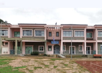 Ευχαριστίες προς το ίδρυμα Αθανασίου και Μαρίνας Μαρτίνου για τη δωρεά ηλεκτρονικών υπολογιστών και μικροφωνικής εγκατάστασης στο Δημοτικό Σχολείο Μενιδίου