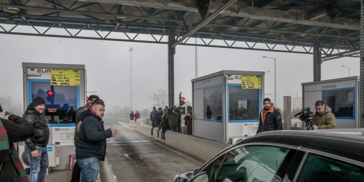 Μπλόκα: Δικογραφία για τους αγρότες στα Ιωάννινα που άνοιξαν τις μπάρες στα διόδια