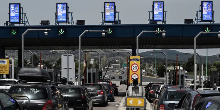 Αυξάνονται τα διόδια της Αττικής Οδού από την 01/01/2026 – Πως διαμορφώνονται οι τιμές