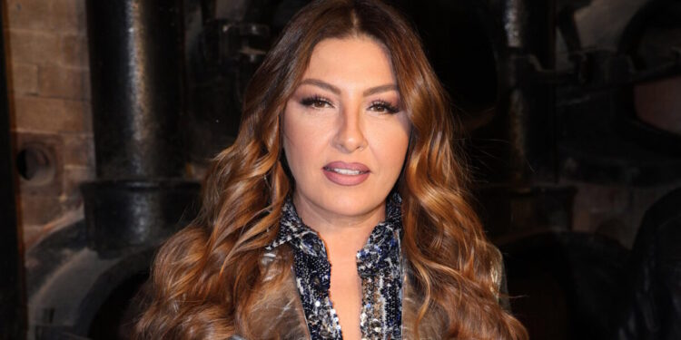 Έλενα Παπαρίζου: Τα νεότερα για την υγεία της – Παραμένει στο νοσοκομείο σε σταθερή κατάσταση