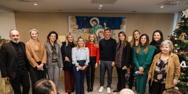 Χριστουγεννιάτικη γιορτή με τον Σάκη Ρουβά στον Ξενώνα «Μαριάννα Β. Βαρδιογιάννη – Ελπίδα»