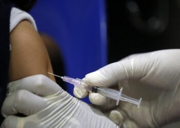 Κορονοϊός: Ο λόγος που όσοι δεν έκαναν αναμνηστική δόση του εμβολίου κατέληξαν στο νοσοκομείο